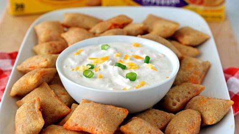 This 5-minute easy, cheesy dip is perfect for dunking your favorite flavor of Totino’s™ Pizza Rolls™. Dips Board, Fondue Dippers, Football Recipes, School Snacks For Kids, Food Marketing, Easy Home Recipes, Rolls Easy, Pizza Roll, Cheesy Dip