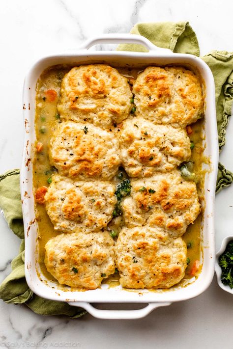 Vegetable Pot Pie, Veggie Pot Pie, Vegetarian Pot Pie, Vegetable Pot Pies, Pot Pie Casserole, Chicken Pot Pie Casserole, Vegetarian Casserole, Pot Pie Filling, Sally's Baking