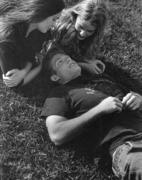 Chris Carmack by Bruce Weber for Abercrombie & Fitch (Fall 2000) #ChrisCarmack #BruceWeber #malemodel #model #actor #af #anf #abercrombie #abercrombieandfitch #bw #nyc #grass Old Abercrombie And Fitch Ads, 90s Abercrombie And Fitch Ad, Abercrombie Photoshoot, Bruce Weber Abercrombie, Abercrombie And Fitch Ads, Abercrombie Aesthetic, Abercrombie And Fitch 2000s, Cast Photoshoot, Chris Carmack