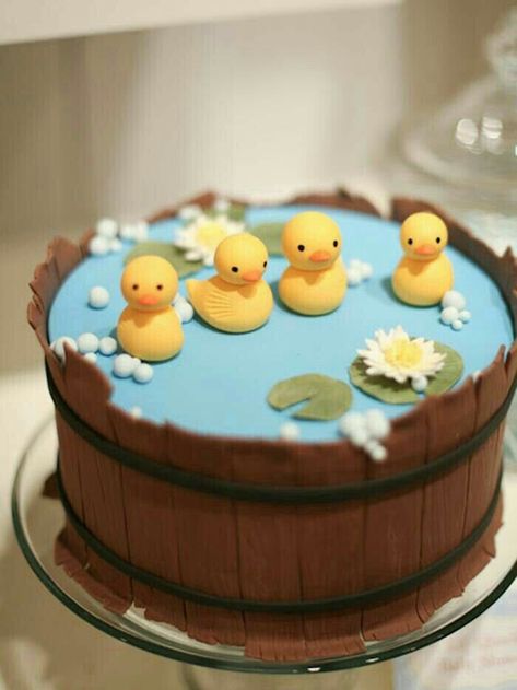 Duck Cupcake Cake, Torte Creative, Duck Cake, Animal Food, Torte Cupcake, Adult Birthday Cakes, Animal Cakes, Birthday Cakes For Men, Rubber Ducks