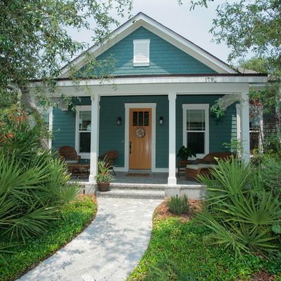 Teal House, 1920s Bungalow, Lake Houses Exterior, Exterior House Paint Color Combinations, Exterior Design Ideas, Bungalow Exterior, Exterior House Color, Craftsman Exterior, Cottage Exterior