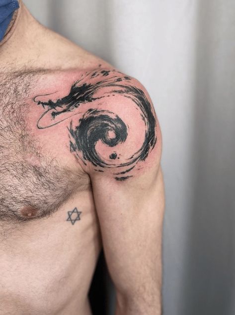 Japanese Brush Stroke Yin Yang Dragon Tattoo Cursed Tattoo Design, Japanese Brush Strokes Tattoo, Yin Yang Tattoos Men, Japanese Dragon Shoulder Tattoo, Yin Yang Tattoo Men, Yin Yang Symbol Meaning, Shoulder Dragon Tattoo, Yin Yang Dragon Tattoo, Dragon Yin Yang Tattoo