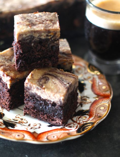 Brownies With Espresso, Cream Cheese Swirl, Holiday Ice Cream, Espresso And Cream, Cheese Brownies, Cream Cheese Brownies, Swirl Brownies, Small Desserts, Cream Cheese Recipes