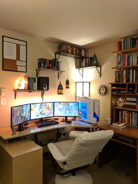 Game Room Ideas, Video Game Room Design, Video Game Rooms, Computer Room, Gaming Room Setup, Gamer Room, Video Game Room, Game Room Design, Home Office Setup