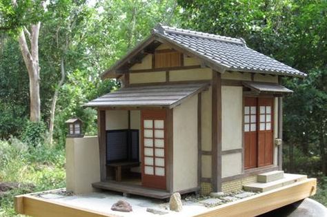 Earthbag House, Japanese Dollhouse, Earth Bag Homes, Houses Architecture, Japanese Tea House, Japanese Style House, Paper Moon, Dolls Houses, Natural Building