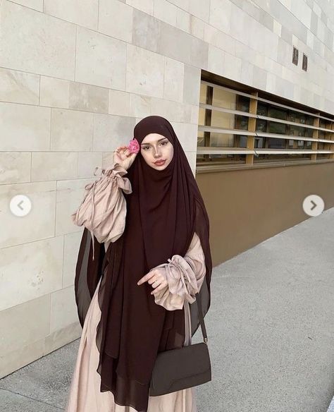 Xijaabka Fashion, Jilbab Outfits Aesthetic, Jilbab Outfits, Khimar Style, Baddie Lifestyle, Hale Navy, Stylish Hijab, Mode Zara, Modest Fashion Hijab