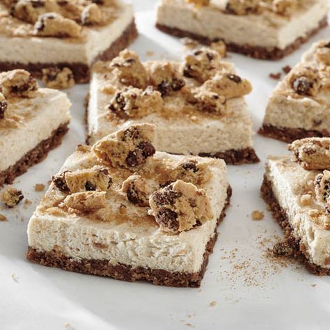 CHIPS AHOY! No Bake Churro Cheesecake Squares | Snackworks US Chip Ahoy Dessert, Chips Ahoy Pie, Chips Ahoy Dessert Recipes, Chips Ahoy Cheesecake, Chips Ahoy Dessert, No Bake Churro Cheesecake, Churro Chips, Churro Dessert, Game Day Recipes