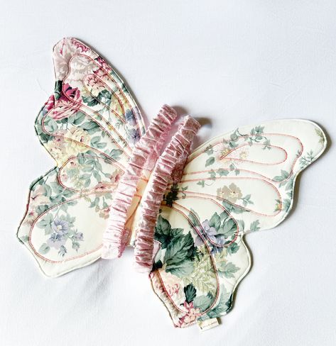 Surprise! I don't usually do a mid week drop but decided to sneak these beauties into the store tonight for someone quick to grab them. If you have a birthday coming up or super organised shopping for Christmas - here you go! I personally love the floral background and wish I had more of this dainty print 🌸❤️✨ #handmade #wings #butterfly #up-cycled #sewing #nzhandmade Quilted Fairy Wings Pattern, Diy Butterfly Wings Fabric, Quilted Butterfly Wings, Kimono Butterfly Pattern, Butterfly Wings Pattern, Floral Background, Butterfly Wings, Christmas Shopping, Sewing