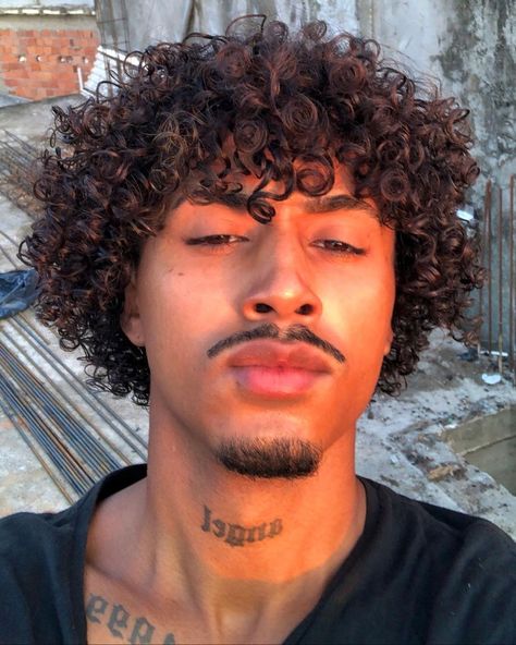 3b Curly Hairstyles Men Medium, 3b Mens Hairstyles, Type 3 Curly Hair Hairstyles Men, Long Curly Hair Haircuts Men, Haircut For Men Curly Hair Round Faces, Short 3b Hair Men, Curly Hairstyles For Men Black, 2c Curly Hair Men, 3c Mens Haircut