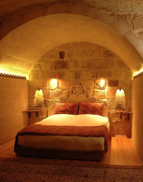 Underground Room, Cellar Conversion, Airplane Crash, Bird Room, Cave Bedroom, Cave Room, Cave House, Castle House, Spanish House