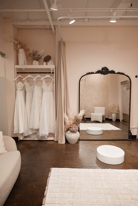 Bridal Suite Room, Bridal Shop Interior, Bridal Shop Decor, Bridal Shop Ideas, Bridal Boutique Interior, Enaura Bridal, Bridal Showroom, Brides Room, Unique Wedding Dresses