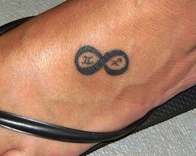 Infinity Tattoo Meaning, Small Tattoos With Meaning Quotes, Small Infinity Tattoos, Infinity Sign Tattoo, Sagittarius Tattoo Designs, Small Symbol Tattoos, Taurus Constellation Tattoo, Small Sister Tattoos, Danny Zuko