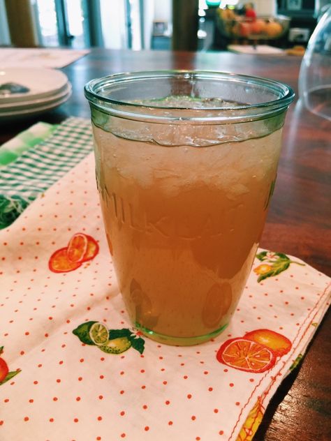 My favorite party punch: Miss Angie's Sweet Almond Tea. Whether it's a shower, brunch or just because you're feeling fancy - this is the drink for you! Sweet Tea Punch, Tea Punch Recipe, Blue Punch Recipe, Tea Punch, Flavored Teas, Liqueur Drinks, Almond Tea, Instant Tea, Iced Tea Recipes