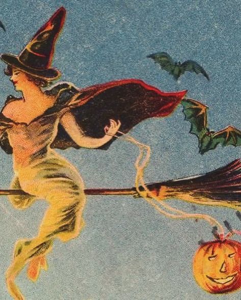 old fashioned halloween Inspirations, pinterest moodboards. x La Farmhouse Old Halloween, Vintage Country Aesthetic, Old Halloween Aesthetic, 1970s Halloween, Avigail Adam, Old Fashioned Halloween, 70s Halloween, Nostalgic Halloween, Halloween Antiques