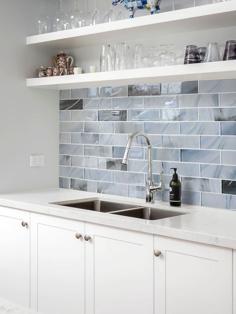 15+ Beachy Kitchen Backsplash ( COASTAL-INSPIRED ) - Tiles Backsplash Ideas Blue Cabinets, Kitchen Ideas With Blue Island, Laundry Room Tiles Backsplash, Blue Mosaic Kitchen Backsplash, Blue Tile Backsplash Kitchen Farmhouse, White And Navy Backsplash, Blue White Tile Backsplash, Transitional Kitchen Tile Backsplash, Light Blue And Grey Kitchen