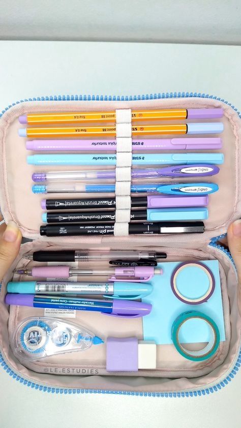 School Suplies, Stationery Obsession, Stationary Organization, School Bag Essentials, School's Out For Summer, Cool School Supplies, Study Organization, Study Smarter, School Accessories