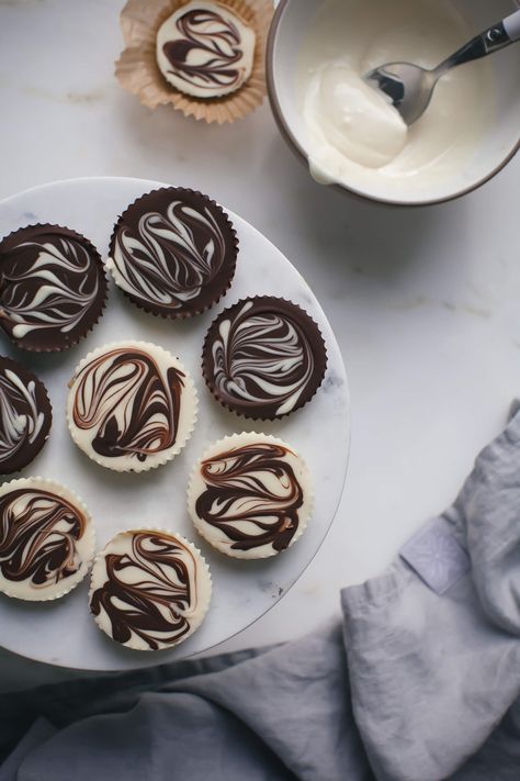 Marbled Tahini Chocolate Cups – A Cozy Kitchen Horchata Cake, Cookie Photography, Tahini Chocolate, Marble Chocolate, Honey Chocolate, Cozy Things, Dessert Plating, Cupcake Icing, Recipe Blog