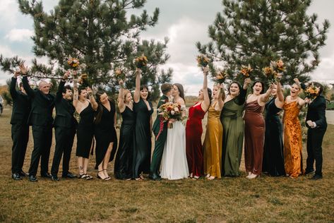 Lesbian wedding party Lesbian Fall Wedding Ideas, Witchy Lesbian Wedding, Forest Lesbian Wedding, Lesbian Fall Wedding, Lesbian Halloween Wedding, Western Lesbian Wedding, Moody Lesbian Wedding, Outdoor Lesbian Wedding, Allison Green