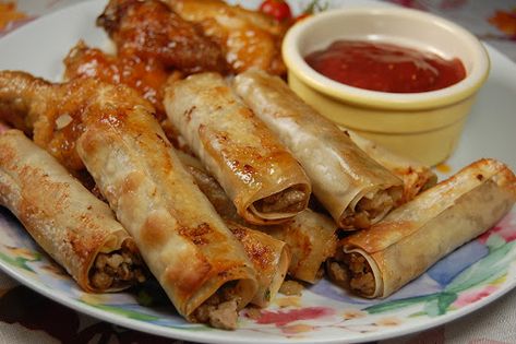 Baked Lumpia Baked Lumpia, Lumpia Recipe Filipino, Food Date Night, Easy Empanadas Recipe, Lumpia Recipe, Food Date, Fried Rice Recipes, Asian Dinner, Asian Dinner Recipes