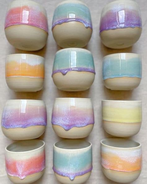 Beautiful Clay Ideas, Colorful Glaze Pottery, Painting With Glaze Ceramics, Unicorn Glaze Pottery, Glaze Ideas Pottery, Ceramic Mug Art Ideas, Easy Glazing Ideas Pottery, Pottery Mug Glaze Ideas, Clay Glazing Ideas