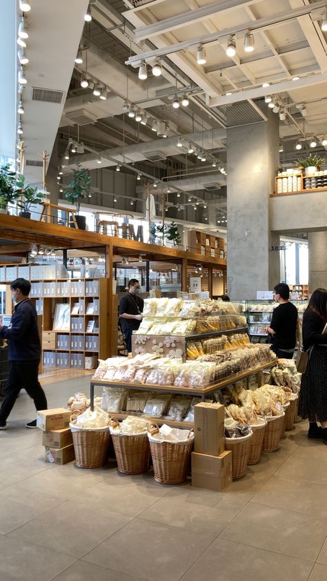 Muji Aesthetic, Muji Store, Aesthetic Store, Aesthetic Stores, Fashion Marketing, Eden, Wallpapers, Marketing