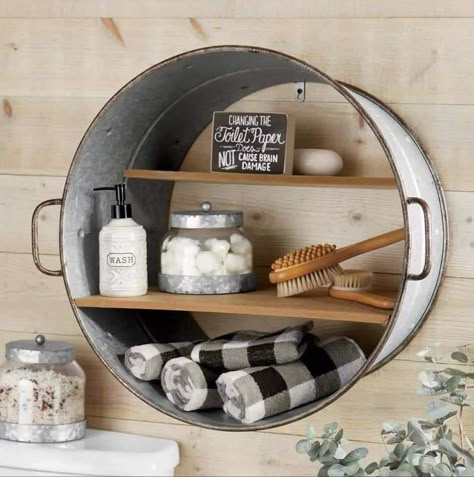 Galvanized Buckets, Bathroom Farmhouse Style, Country Door, Rustic Bathrooms, Farmhouse Bathroom Decor, Diy Farmhouse Decor, Rustic Bathroom, Metal Shelves, Farmhouse Bathroom