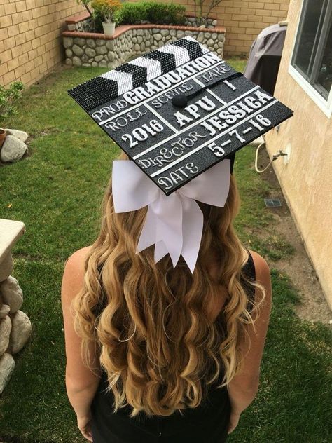 Film School Graduation, Disney Graduation Cap, Funny Graduation Caps, Creative Graduation Caps, Graduation Cap Ideas, College Grad Cap Ideas, Graduation Cap Decoration Diy, High School Graduation Cap, College Graduation Cap Decoration