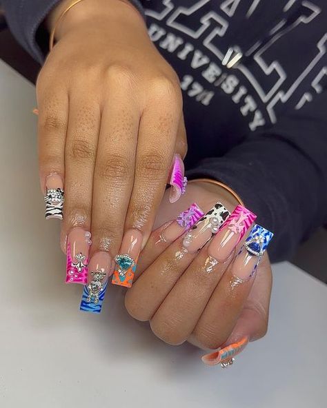 Nails of the RDU✨🧚🏾‍♀️ on Instagram: "My favvv design frenchie freestyle!! Check out my voice over on the revamp of theseee💕💕 #frenchtipnails #longnails #birthdaynails #encapsulatednails #blingnails #raleighnails #raleighnailtech #durhamnailtech #blacknailtech #viral #ncnails #ncnailtech #nailinspo #nailsofinstagram #viral #explore" Encapsulated Nails, French Tip Acrylic Nails, Short Square Acrylic Nails, Square Acrylic Nails, Future Goals, Birthday Nails, Bling Nails, French Tip Nails, Nail Tech