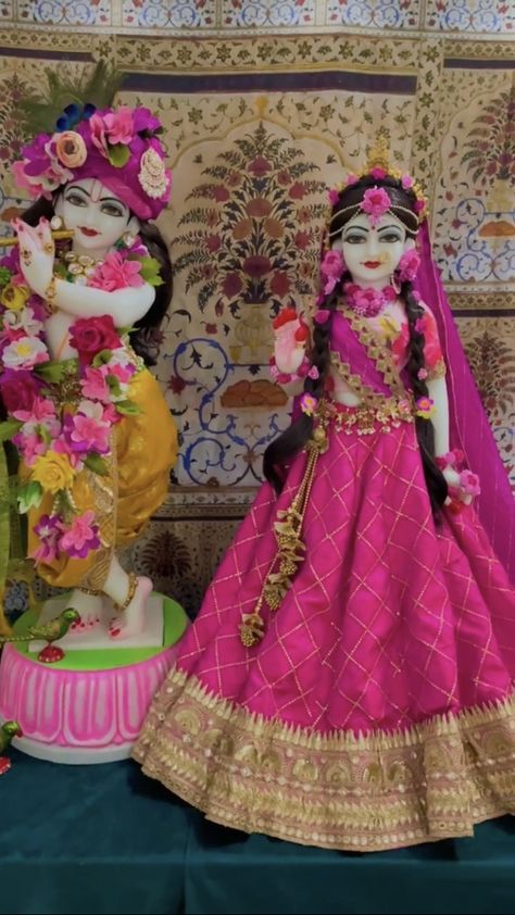 Radha Rani Shringar, Radha Rani Dress, Radha Krishna Shringar, Krishna Shringar, Deity Clothes, Iskcon Krishna, Krishna Avatar, Janmashtami Decoration, Radhe Krishna Wallpapers