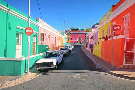 Colorful Neighborhood, Bo Kaap, Cape Town Travel, Plettenberg Bay, Colorful Buildings, Colorful Houses, Cap Vert, Knysna, Colorful Places