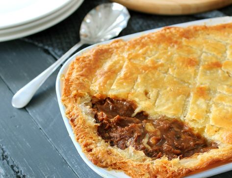 We’re at the business end of winter down here in the Southern Hemisphere – it’s just the sort of weather where you want to hunker down and chow down some comfort food. And it doesn’t get more ‘comfort’ than this Steak, Guinness and Cheese Pie recipe from Jamie Oliver. This pie is pretty... Venison Pie, Steak And Guinness Pie, Guinness Pie, Cheese Pie Recipe, Steak Pie, Rough Puff Pastry, Savory Pies Recipes, Hearty Comfort Food, Cheese Pie