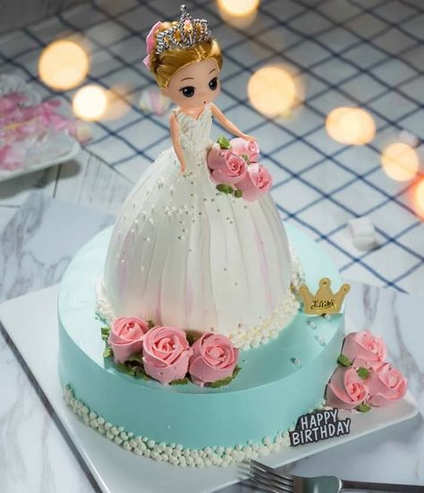 Cake Designs Birthday Princess, Doll Cakes Ideas Princess, Barbie Doll Cake Design, Birthday Cake Doll, Doll Cake Design, Baby Doll Cake, Doll Cake Designs, Princess Doll Cake, Cake Designs For Girl