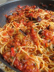 Morsels and Musings: pasta alla norma Pasta Norma, Pasta Alla Norma, Italian Side, Kitchen Fun, Vegetarian Cooking, Vegetarian Food, Vegan Dishes, Mediterranean Recipes, Vegetarian Dishes