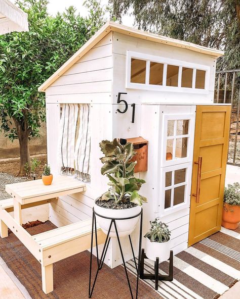 Lacey Jones | Time for some spring cleaning to get the playhouses back to looking like this. I still can’t get over how cute this turned out and how fun… | Instagram Outdoor Playhouse Interior Ideas, Playhouse Paint Ideas, Wooden Playhouse Makeover, Kidkraft Playhouse, Kidkraft Playhouse Makeover, Outdoor Playhouse Interior, Playhouse Interior Ideas, Playhouse Interior, Modern Playhouse