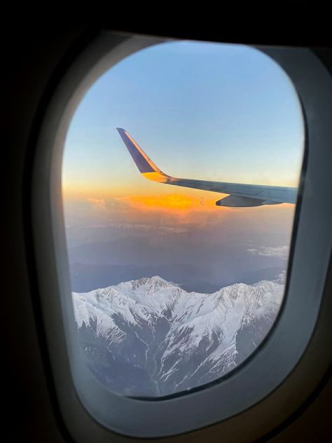 Mountains From Plane, Himalaya Aesthetic, Himalayas Aesthetic, Snow Pictures Instagram Aesthetic, Kashmir View, Mountain View Aesthetic, Kashmir Mountains, Travel Kashmir, Kashmir Photography