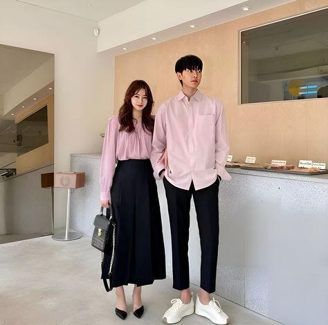 Ootd Couple, Prenuptial Photoshoot, Outfit Couple, Dress Couple, Couple Outfit Ideas, Couple Matching Outfits, Christian Couples, Couple Fits, Couples Outfit