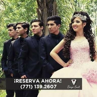 Quince Court Pictures, Quince Court, Quinceañera Photoshoot Ideas, Court Pictures, Quince Pictures, Quinceanera Pictures, Quinceanera Photoshoot, Quinceanera Photography, Quinceanera Ideas