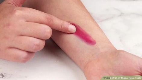 How to Make Fake Cuts: 14 Steps (with Pictures) - wikiHow How To Make Fake Cuts With Makeup, Fake Cuts Halloween, Fake Cuts Make Up, Cut Throat Makeup, Fake Scar, Wound Makeup, Fake Wounds, Scar Makeup, Red Eyeliner