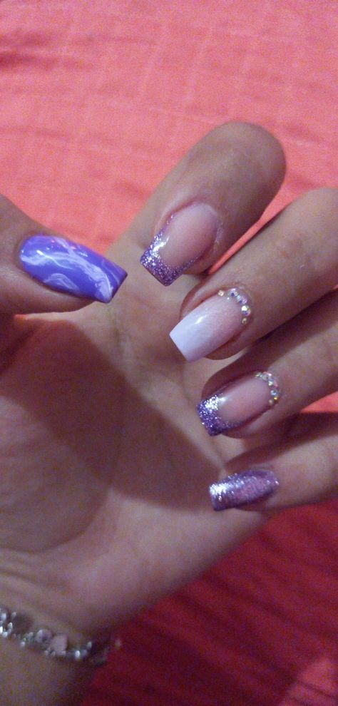 Glitter, Nails