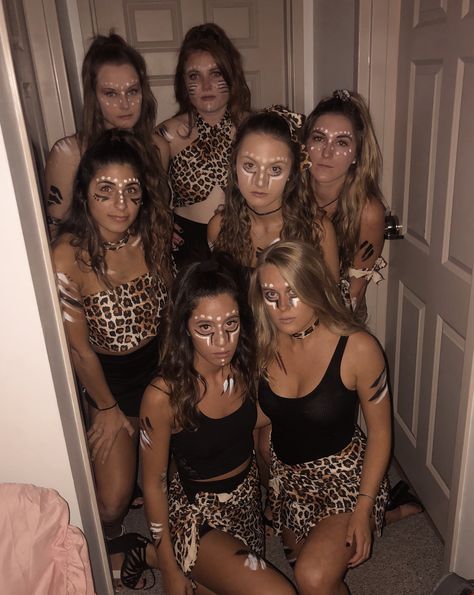 Caveman Makeup, Safari Party Outfit, Cheetah And Safari Costume, Jungle Party Outfit, Lepord Halloween Costume Women, Halloween Costume Leopard, Lepord Costumes Women, Leapord Costumes Women, Party Animal Costume