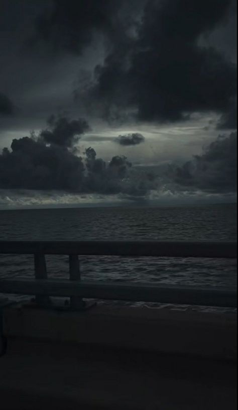 Stormy Night Aesthetic, Stormy Beach Aesthetic, Cas Songs, Stormy Background, Dark Stormy Night, Evening Aesthetic, Visual Writing Prompts, Classical Literature, Dark & Stormy