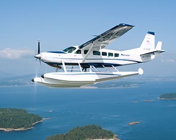 Cessna 208 Caravan Plane Float, Cessna Caravan, Sea Planes, Cessna Aircraft, Amphibious Aircraft, Bush Plane, Small Airplanes, Sea Plane, Float Plane