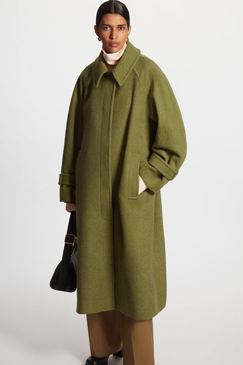 Yarn Spinning, Green Wool Coat, Herringbone Coat, Tailored Coat, Green Coat, Wool Blend Coat, Coat Outfits, Knitwear Men, Coats And Jackets