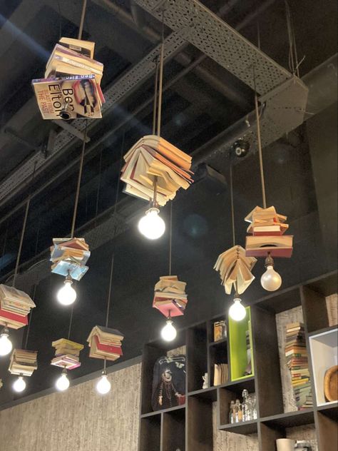 Cafe Themes Interior Design, Bookshop Ideas Design, Cozy Bookstore Aesthetic Coffee Shop, Bookstore Interior Design Ideas, Book Store Ideas Design, Cafe Bookstore Interior Design, Book Bar Design, Cafe Library Aesthetic, Library Cafe Design