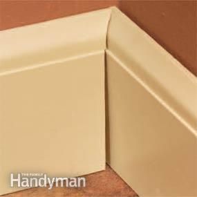 Baseboard Corners, Base Board Trim, How To Install Baseboards, Trim Carpentry, Baseboard Trim, Baseboard Molding, Woodworking Tools For Beginners, Woodworking Tools Workshop, Floor Molding