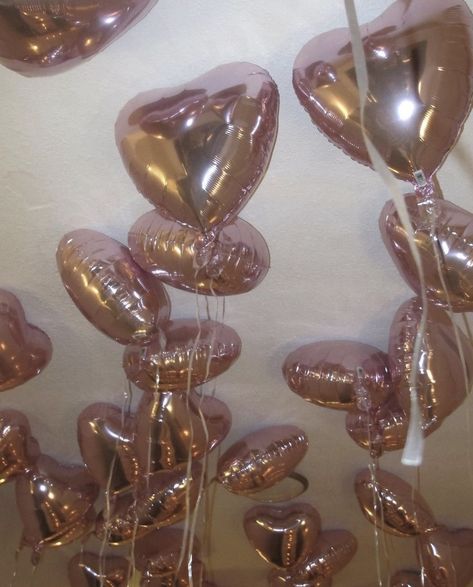 21st Astethic, Fourteen Aesthetic, 13th Birthday Aesthetic, 15th Birthday Aesthetic, Birthday Astethic, Sweet Sixteen Aesthetic, Pink Heart Balloons, Aria Vitiello, Seventeenth Birthday