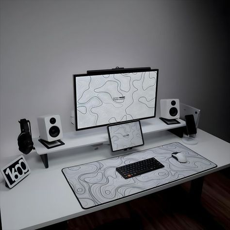 Minimal Desk Setup, Games Room Inspiration, Minimal Desk, Positive Environment, Coding Tutorials, Cool Room Designs, Amazing Wallpaper, Gamer Setup, Computer Desk Setup