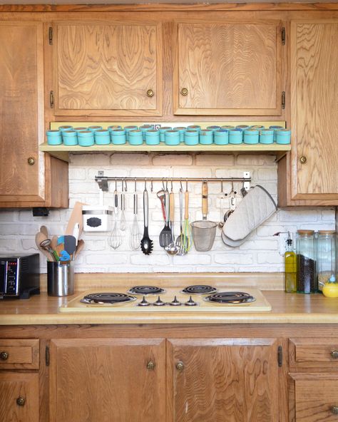 Home Tour // A 1960's California Ranch-Style Home Gets A New Lease on Life — The Grit and Polish California Ranch Style Homes, Rancher Homes, Diy Kitchen Ideas, The Grit And Polish, Grit And Polish, Lime Green Walls, 1960s Kitchen, California Ranch, Diy Kitchen Renovation