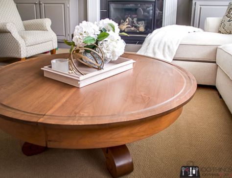 Round coffee table – you won’t believe the before! Antique Desk Makeover, Antique Dresser Makeover, Coffee Table Refinish, Burgundy Sofas, Coffee Table Makeover, Antique Coffee Tables, Interior Decoration Accessories, Round Wood Coffee Table, Desk Makeover