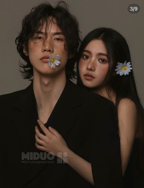 Full Body Couple Poses, Korea Couple Photoshoot, Couple Reference Poses Photography, Couple Model Poses, Funny Pre Wedding Photoshoot, Editorial Couple Photoshoot, Couple Editorial, Fashion Editorial Couple, Korean Couple Photoshoot